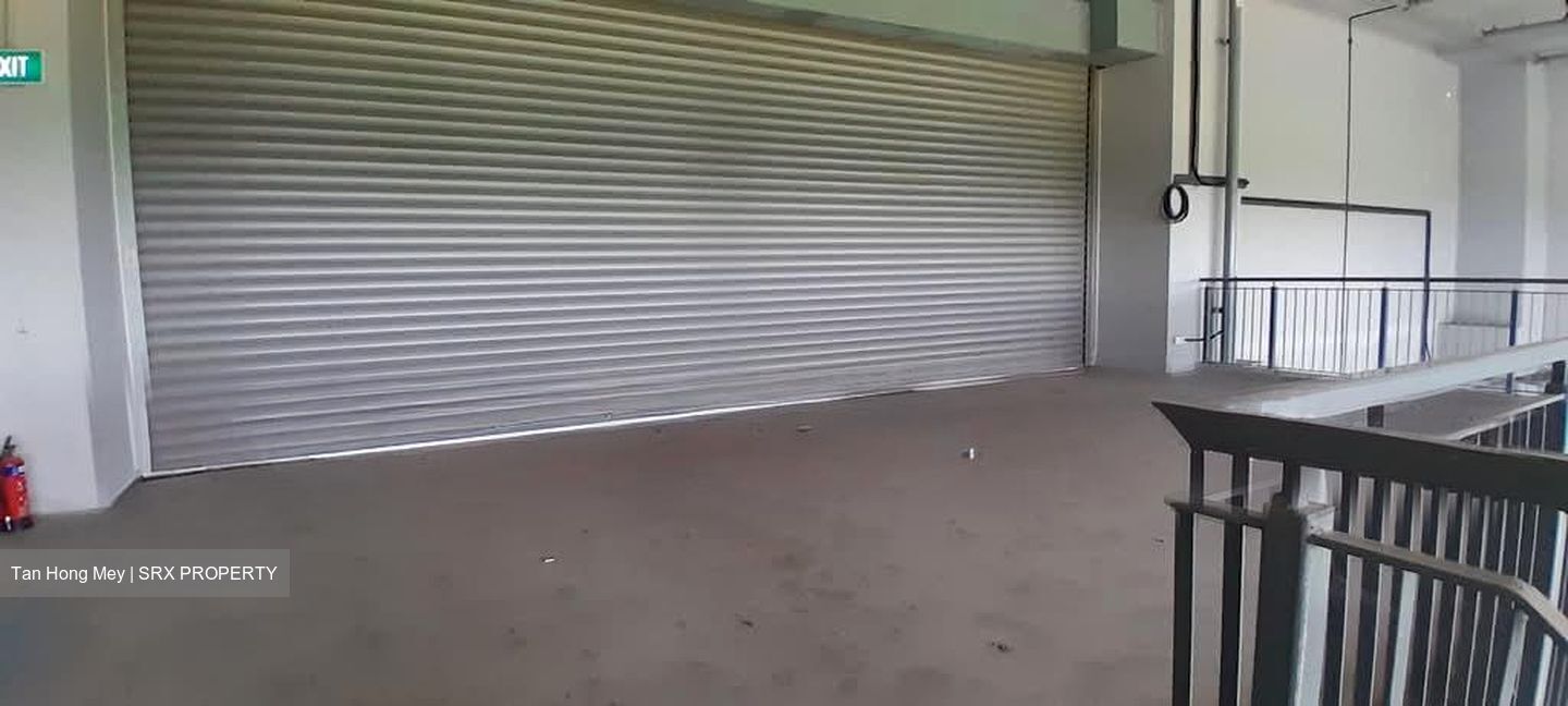 Carros Centre (D25), Factory #604747961
